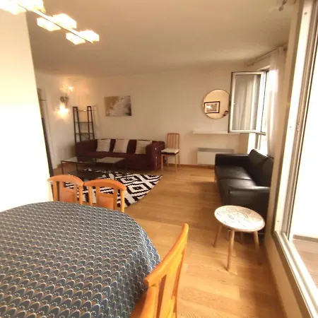 3 Bedrooms, Garden View, La Défense, Parking Courbevoie