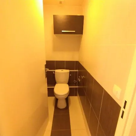 3 Bedrooms, Garden View, La Défense, Parking Apartamento